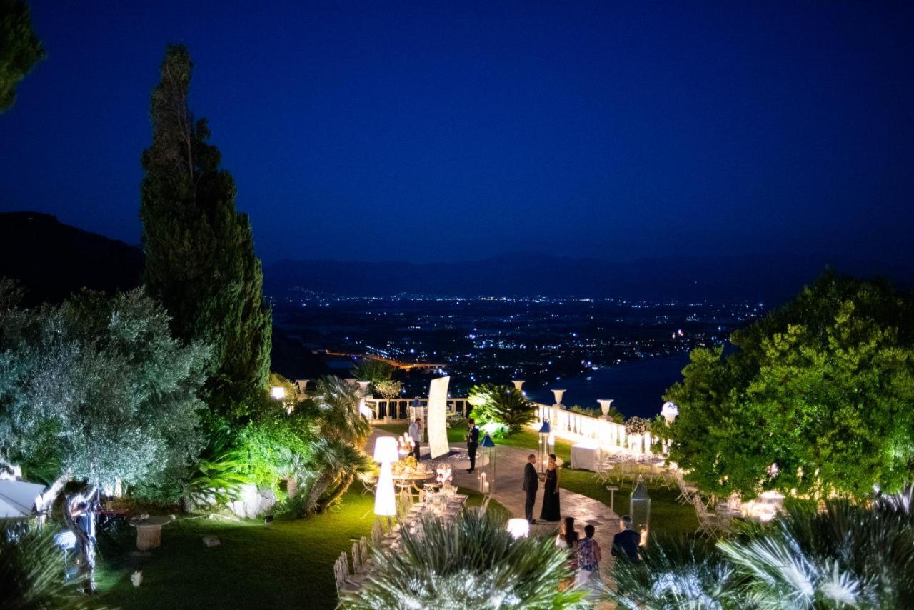 La Librata Boutique Hotel แตร์ราชินา ภายนอก รูปภาพ